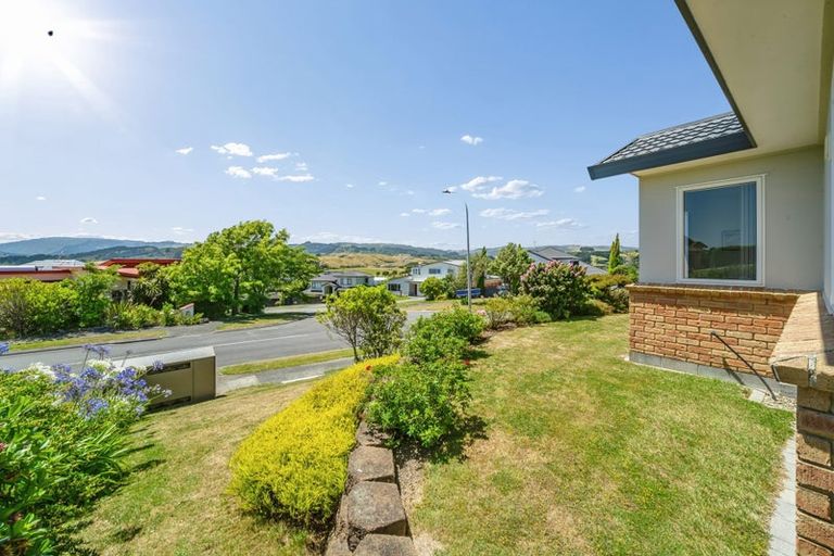 Photo of property in 3 The Masthead, Whitby, Porirua, 5024