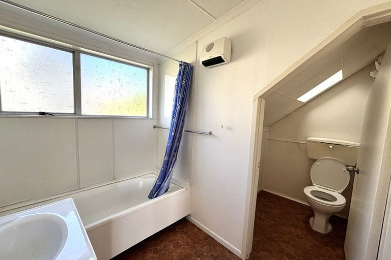 Photo of property in 17 Aitken Place, Mornington, Dunedin, 9011