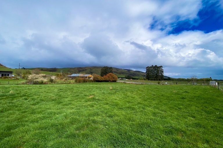 Photo of property in 13 Cleadon Street, Waikaia, 9778