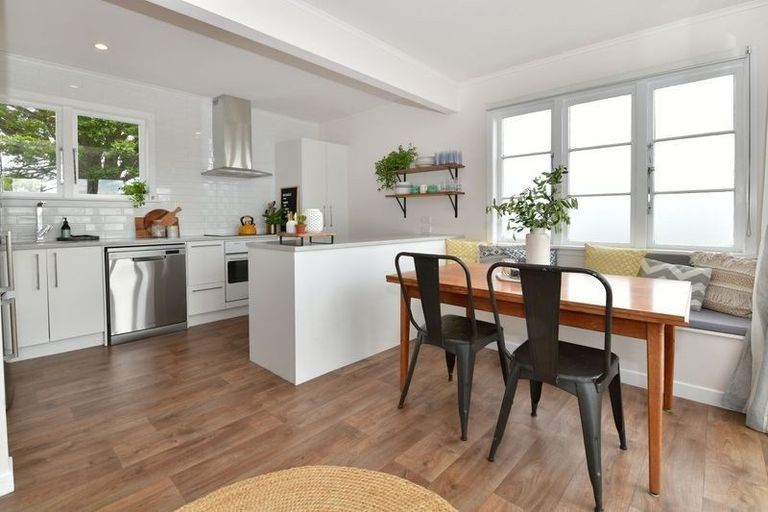 Photo of property in 112a Hibiscus Coast Highway, Red Beach, 0932