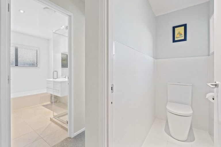 Photo of property in 28a Edward Avenue, Orewa, 0931