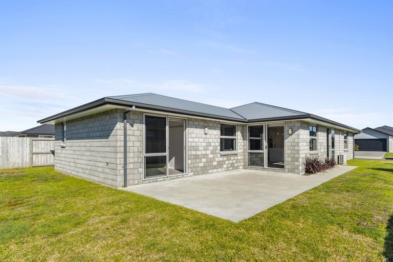 Photo of property in 12 Te Kio Crescent, Papamoa Beach, Papamoa, 3118