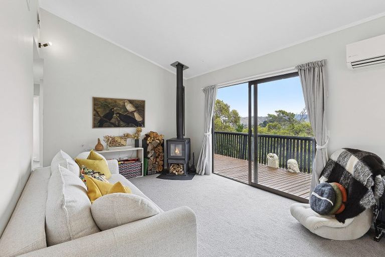 Photo of property in 22 The Bollard, Whitby, Porirua, 5024