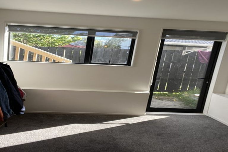 Photo of property in 8b Palmer Avenue, Glen Eden, Auckland, 0602