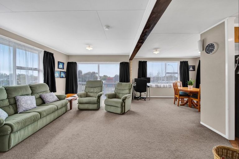 Photo of property in 40 Rewa Street, Inglewood, 4330