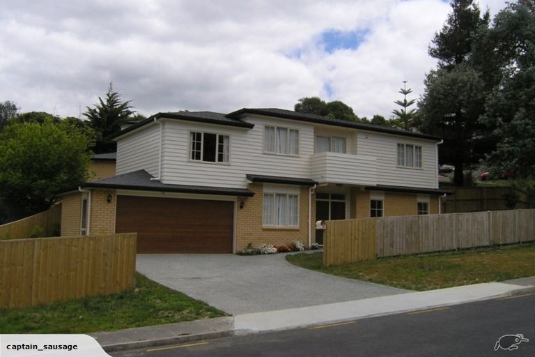 Photo of property in 50b Seaton Road, Murrays Bay, Auckland, 0630
