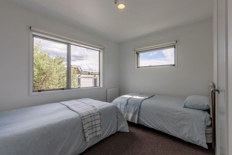 Photo of property in 18 Wai Matangi Place, Motuoapa, 3382