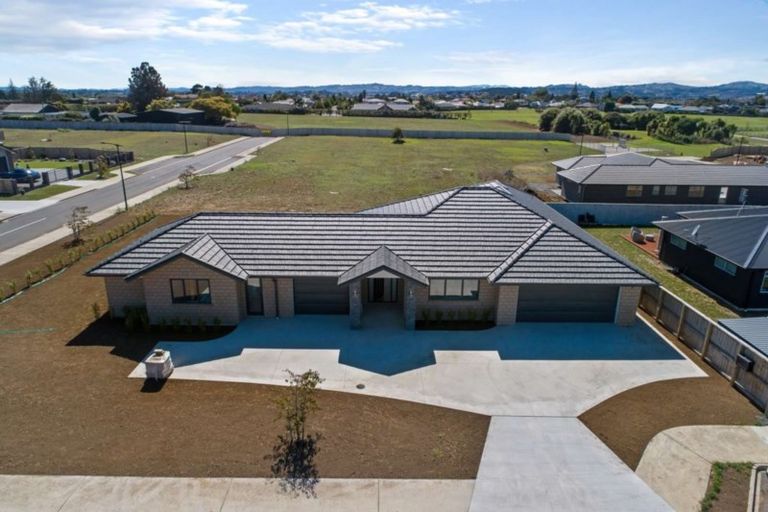 Photo of property in 52 Sunset Drive, Pukekohe, 2120