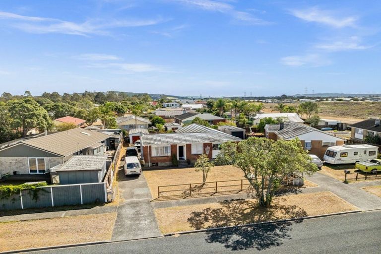 Photo of property in 4 Te One Street, Ruakaka, 0116