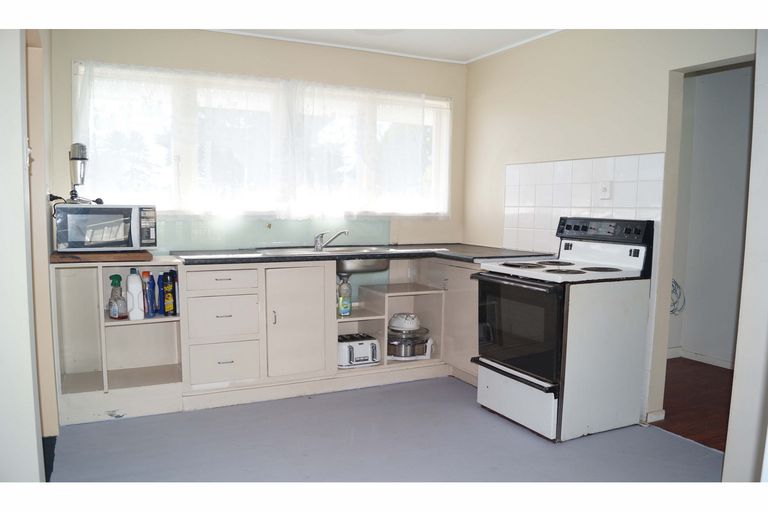 Photo of property in 3 Huia Street, Waiuku, 2123