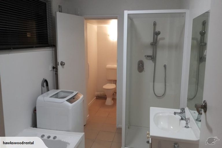 Photo of property in 103 Rattray Street, Riccarton, Christchurch, 8041