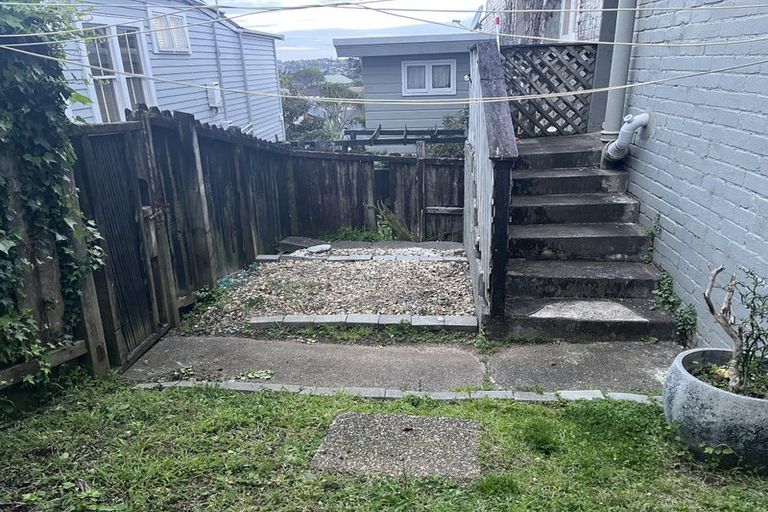 Photo of property in 99b Bassett Road, Remuera, Auckland, 1050