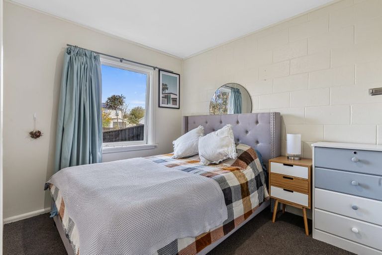 Photo of property in 2/57 Edward Avenue, Edgeware, Christchurch, 8013