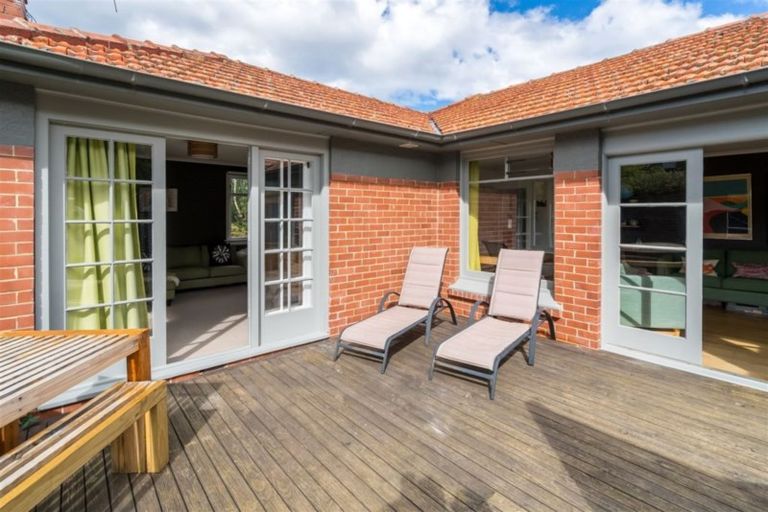 Photo of property in 27 Pacific Street, Roslyn, Dunedin, 9010