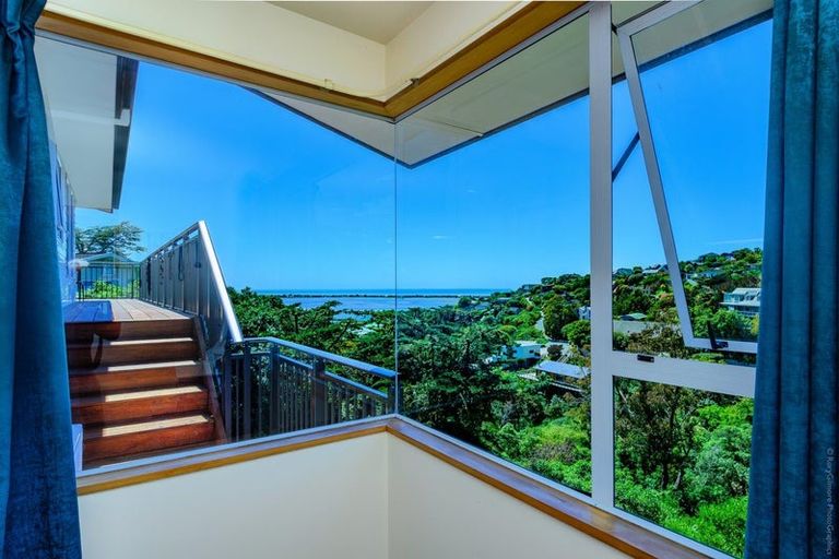 Photo of property in 107 Mount Pleasant Road, Mount Pleasant, Christchurch, 8081