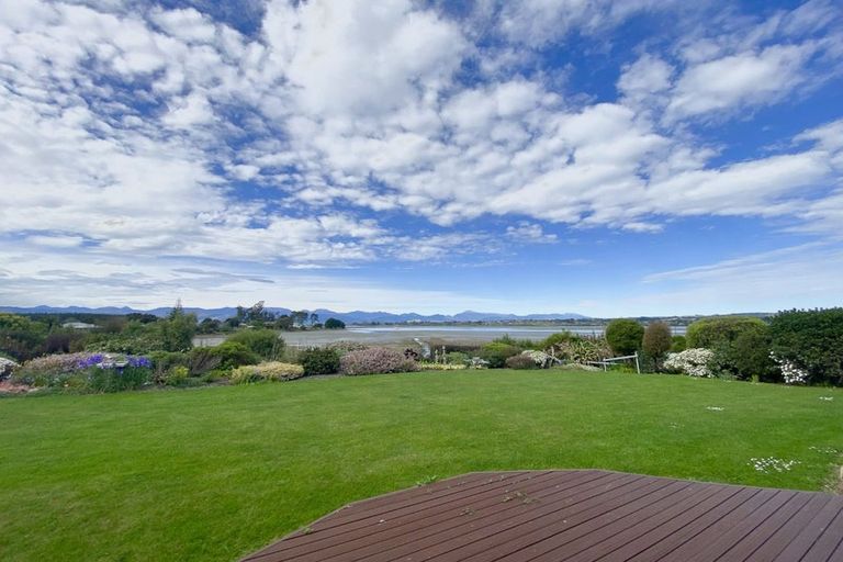 Photo of property in 6 Coutts Place, Mapua, 7005