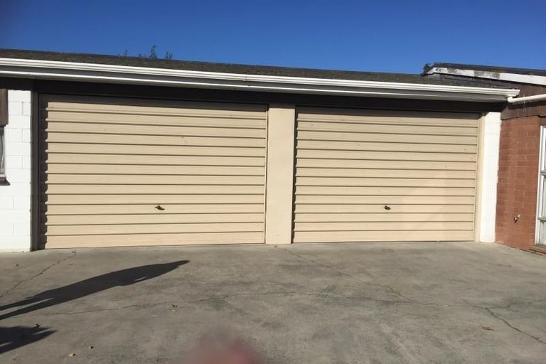 Photo of property in 2/5 Cuffs Road, Wainoni, Christchurch, 8061