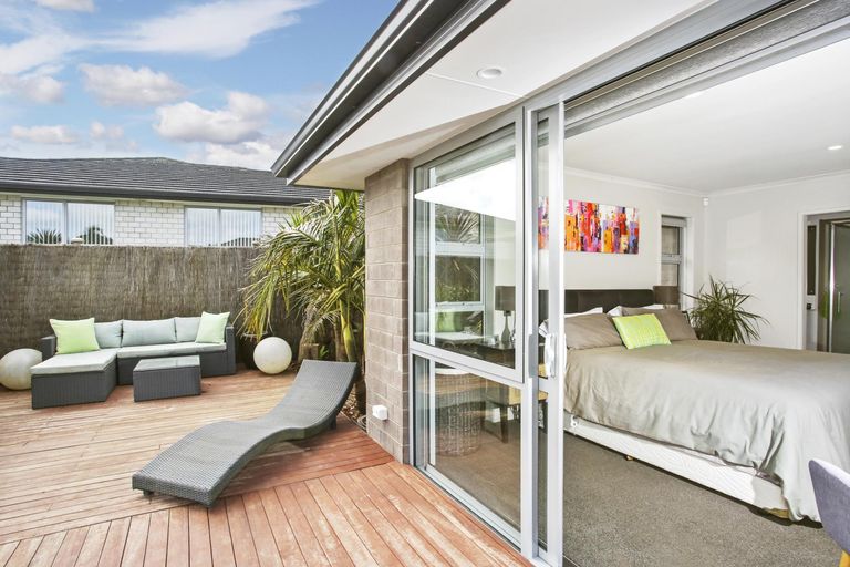 Photo of property in 13 Hillpark Drive, Pokeno, 2402