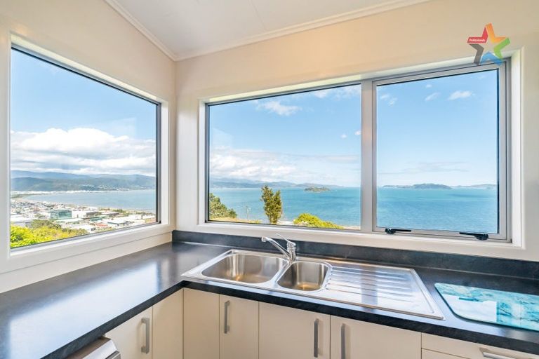 Photo of property in 46 Korokoro Road, Korokoro, Lower Hutt, 5012
