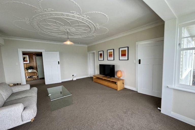 Photo of property in 18 Waipapa Terrace, Hataitai, Wellington, 6021