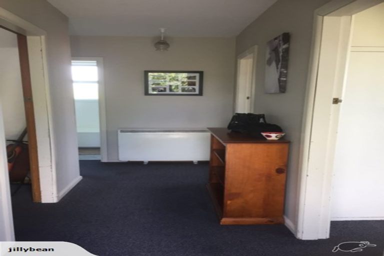 Photo of property in 33 Colwyn Street, Bryndwr, Christchurch, 8053
