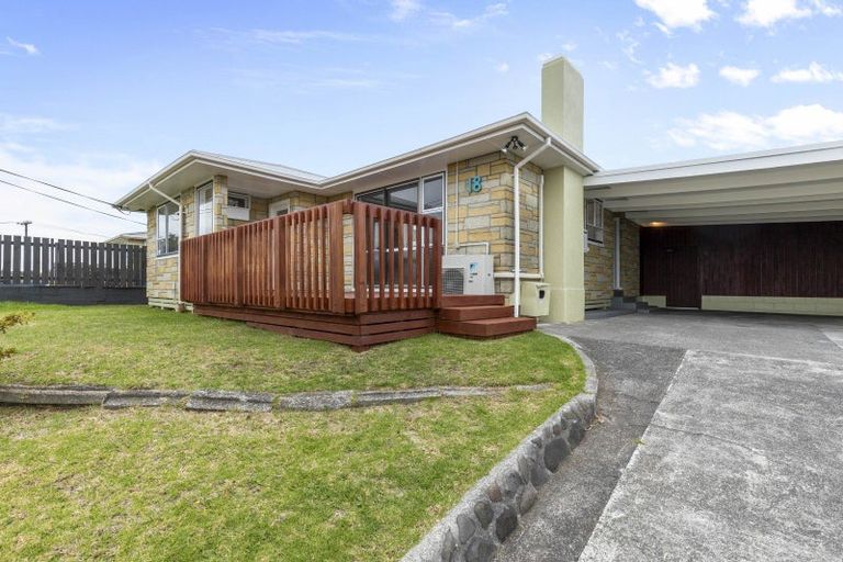 Photo of property in 6 Ranfurly Street, Waitara, 4320