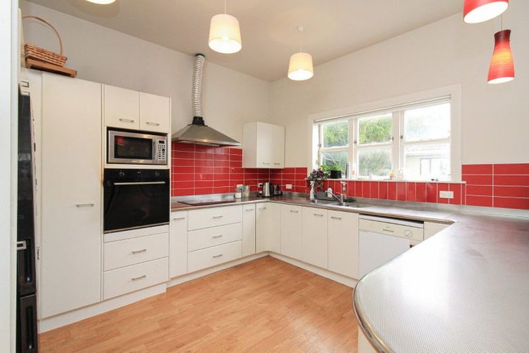 Photo of property in 52 Ellice Street, Mount Victoria, Wellington, 6011