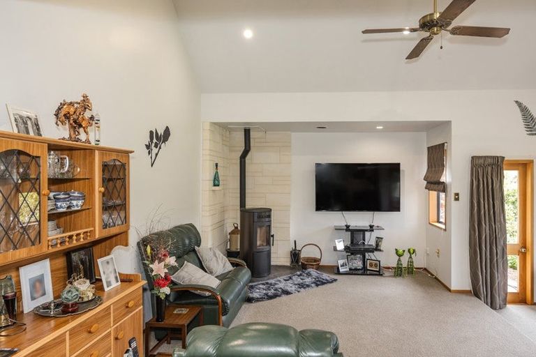 Photo of property in 22 Jessop Street, South Hill, Oamaru, 9400