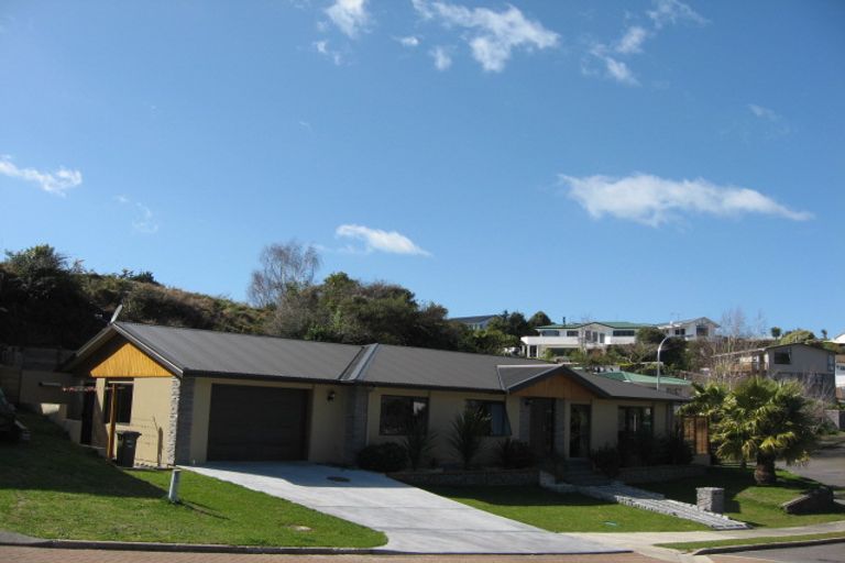 Photo of property in 2 The Fairway, Whakatane, 3120