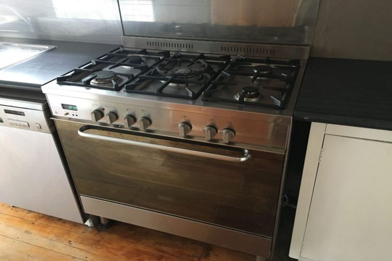 Photo of property in 10 Kenney Crescent, Fairfield, Hamilton, 3214