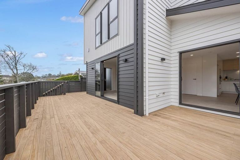 Photo of property in 20a Seine Road, Forrest Hill, Auckland, 0620