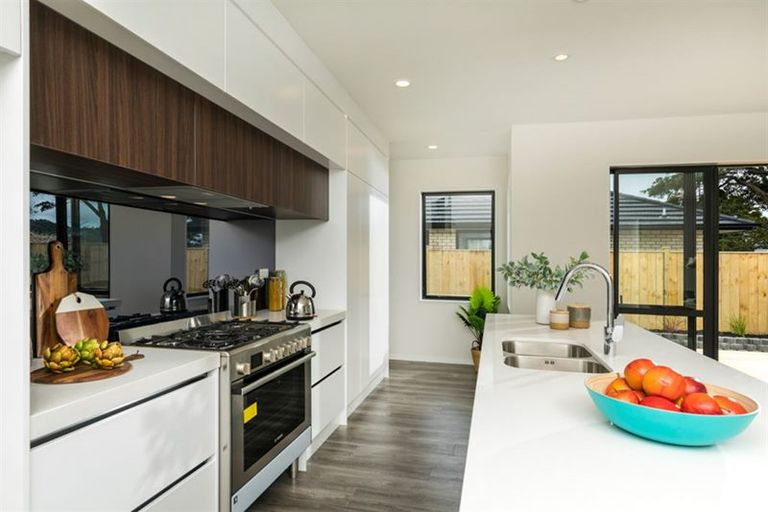 Photo of property in 199 Matua Road, Kumeu, 0810