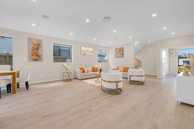 Photo of property in 23 Bremner Ridge Street, Flat Bush, Auckland, 2019