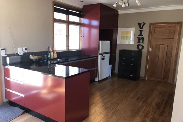 Photo of property in 32 Hardie Street, Hokowhitu, Palmerston North, 4410