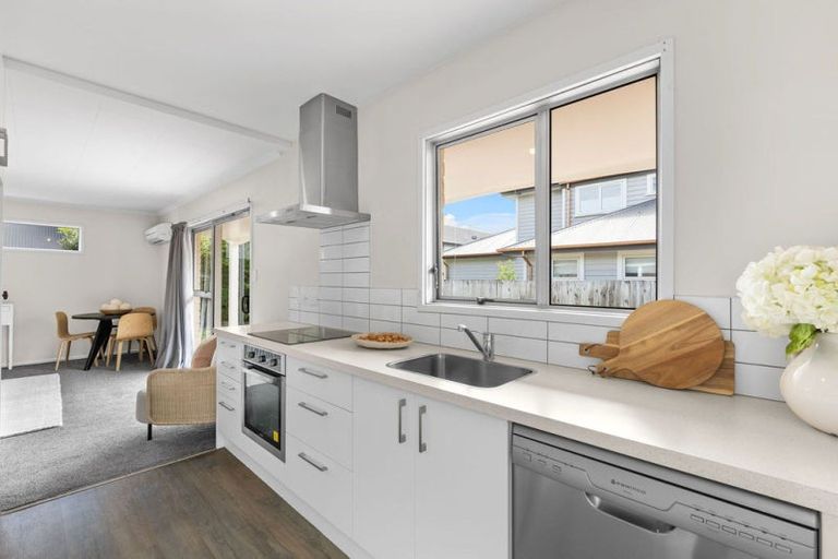 Photo of property in 1/9 Somme Street, St Albans, Christchurch, 8014