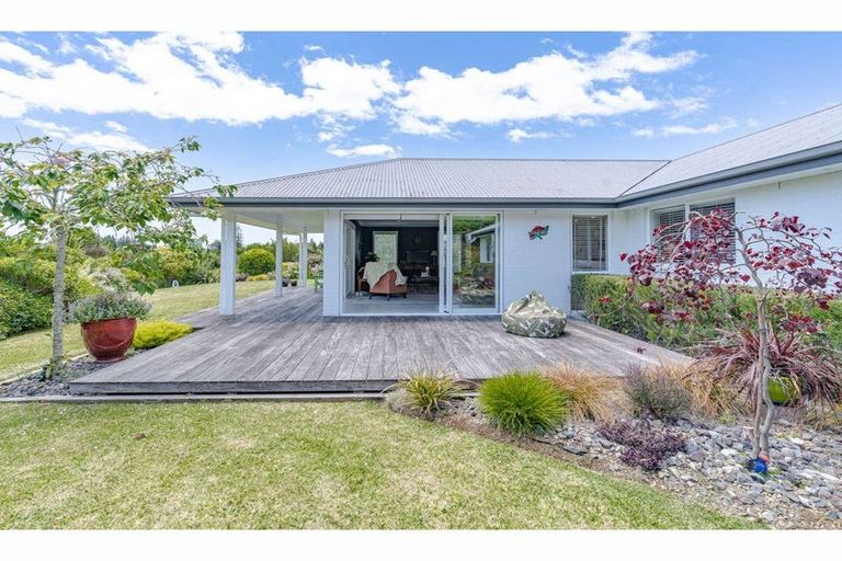 Photo of property in 73d Riddell Road, Kerikeri, 0230
