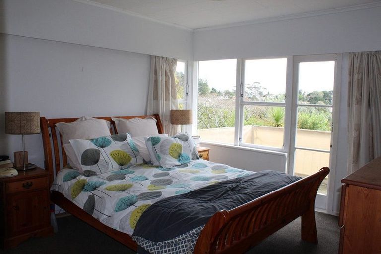 Photo of property in 71 Park Rise, Campbells Bay, Auckland, 0630