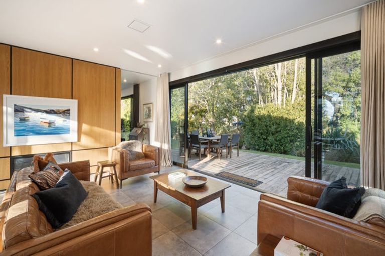 Photo of property in 11 Girvan Street, Fendalton, Christchurch, 8041