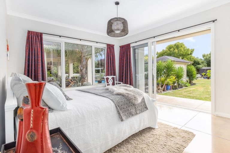 Photo of property in 28 Saint Laurent Way, Ohau, Levin, 5570