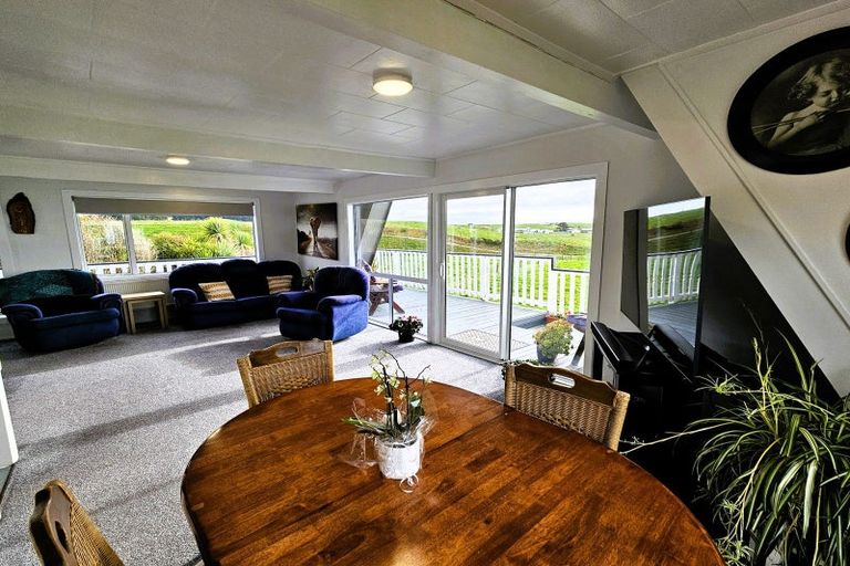 Photo of property in 10 Rimu Street, Kaka Point, Balclutha, 9271