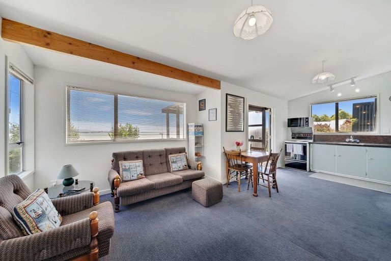 Photo of property in 100 Haven Street, Moeraki, Palmerston, 9482