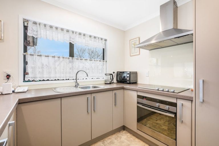 Photo of property in 1/32 Gibbons Street, Upper Hutt Central, Upper Hutt, 5018