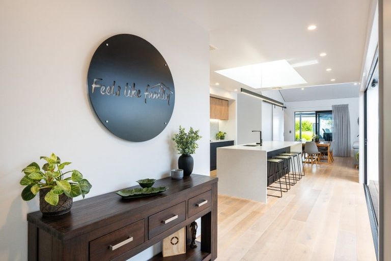 Photo of property in 10 Rich Rise, Havelock North, 4130