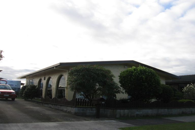 Photo of property in 23 Paradise Place, Milson, Palmerston North, 4414