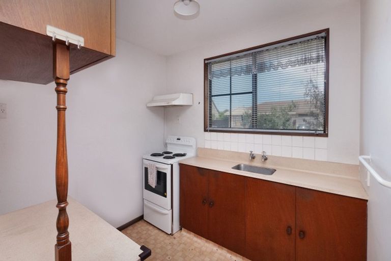 Photo of property in 3 Mchaffies Place, Wainoni, Christchurch, 8061