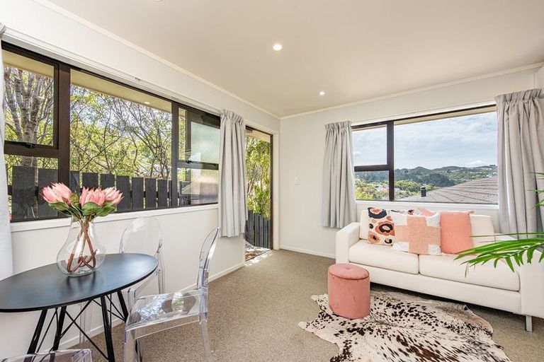 Photo of property in 65 Allington Road, Karori, Wellington, 6012