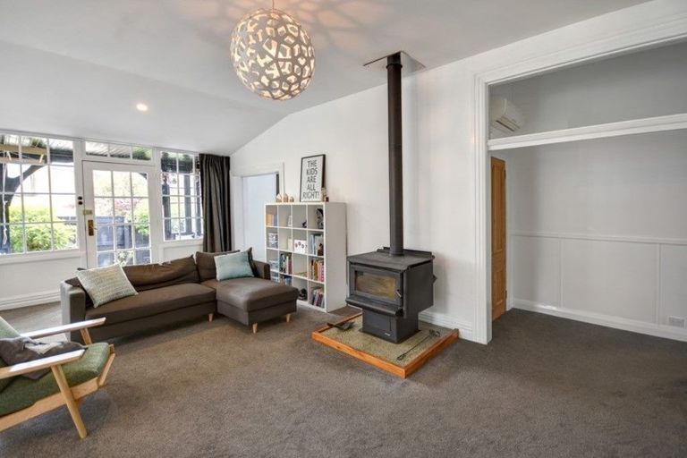 Photo of property in 248 Highgate, Roslyn, Dunedin, 9010