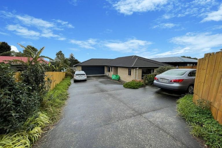 Photo of property in 10a Waione Avenue, Te Atatu Peninsula, Auckland, 0610