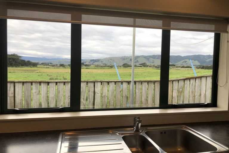 Photo of property in 13 Brendan Drive, Te Horo Beach, Otaki, 5581
