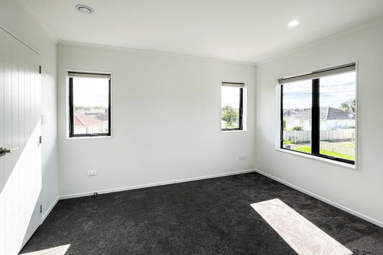 Photo of property in 15a Parkinson Avenue, Wesley, Auckland, 1041